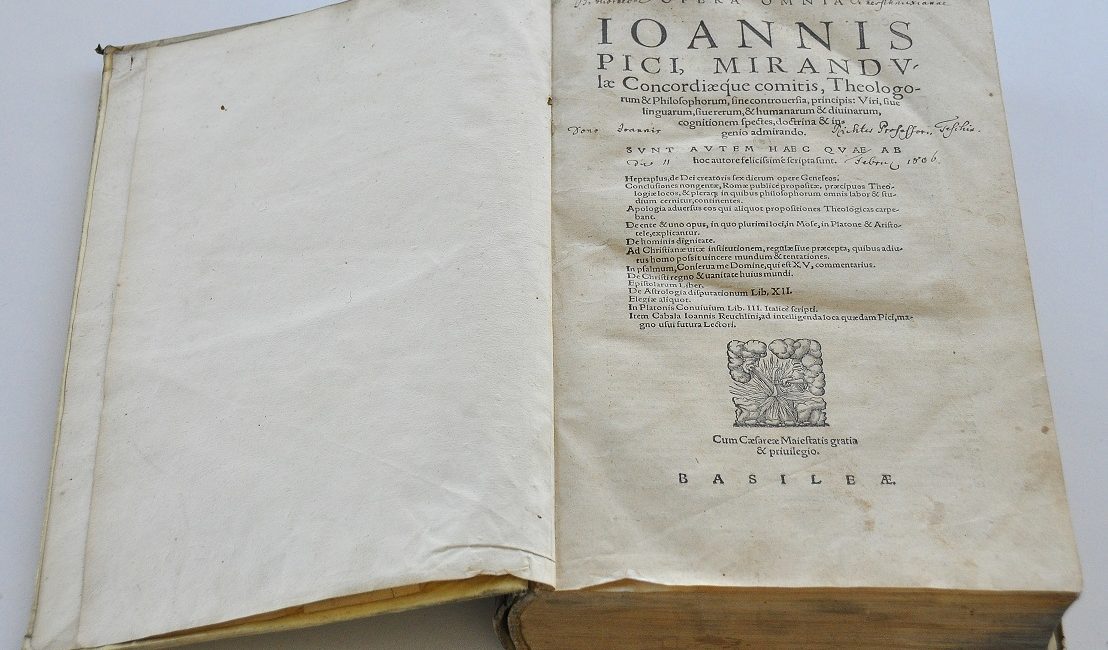Strona tytułowa szersznikowskiego wydania Opera omniaIoannis Pici Mirandulae (1557)